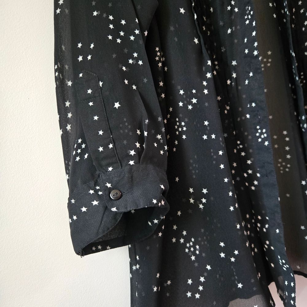 Chelsea & Theodore Black Sheer Blouse with White Star Pattern - Picture 5 of 6